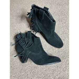 Women’s size 6.5M Guess Seline Black Leather Fringe Booties Cowgirl Heeled Boots